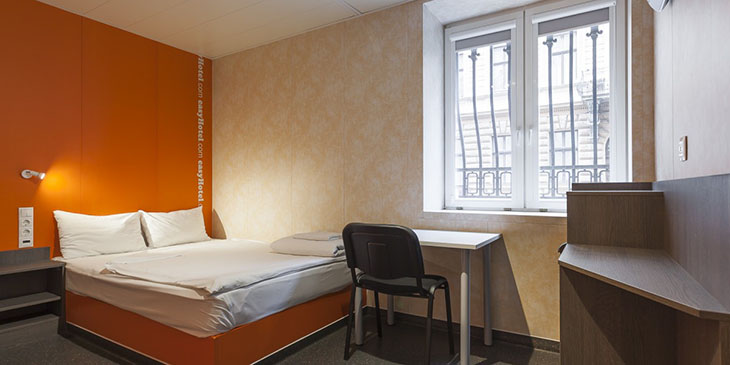 EasyHotel